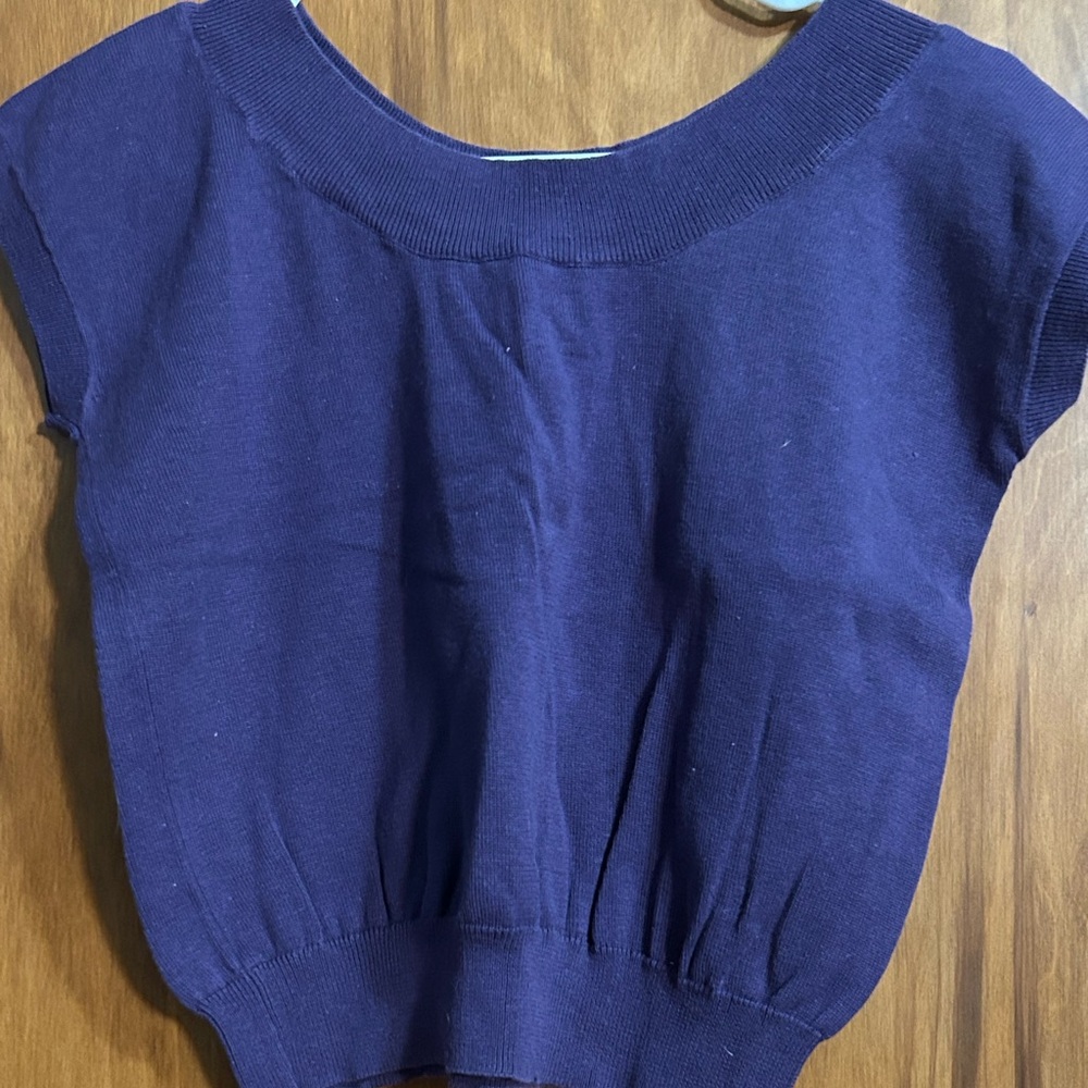Women’s Vintage Michelle Stuart Purple Top. Size Medium